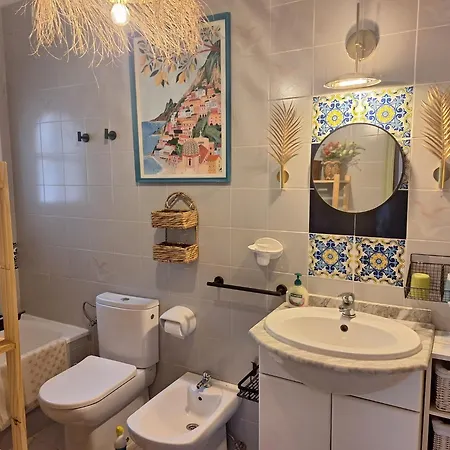 Дом отдыха Stylish House With Swimming Pool,near & Town, Wifi Дения