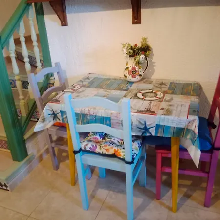 Holiday home Stylish House With Swimming Pool,near & Town, Wifi