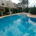 Stylish House With Swimming Pool,near & Town, Wifi