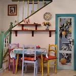 Stylish House With Swimming Pool,near & Town, Wifi *