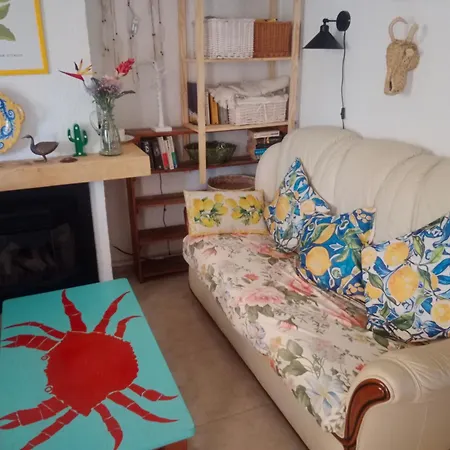 Σπίτι διακοπών Stylish House With Swimming Pool,near & Town, Wifi Denia