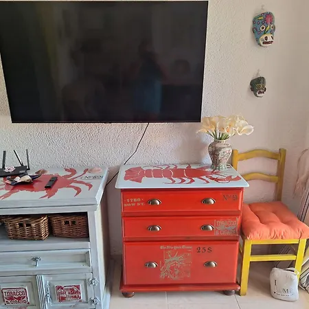 Σπίτι διακοπών Stylish House With Swimming Pool,near & Town, Wifi