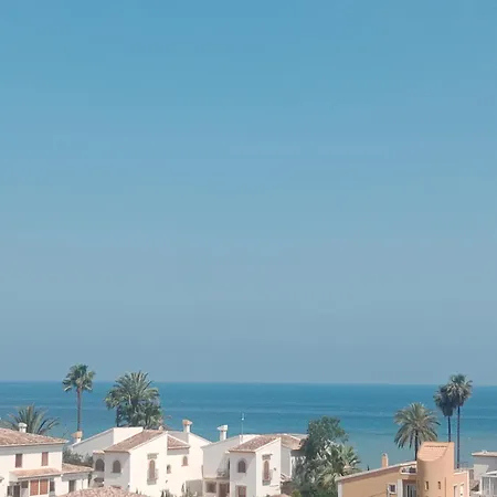 Stylish House With Swimming Pool,near & Town, Wifi