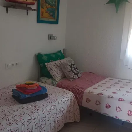 Дом отдыха Stylish House With Swimming Pool,near & Town, Wifi Дения