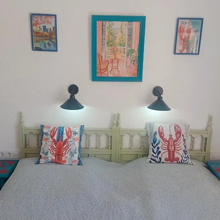 Stylish House With Swimming Pool,near & Town, Wifi *