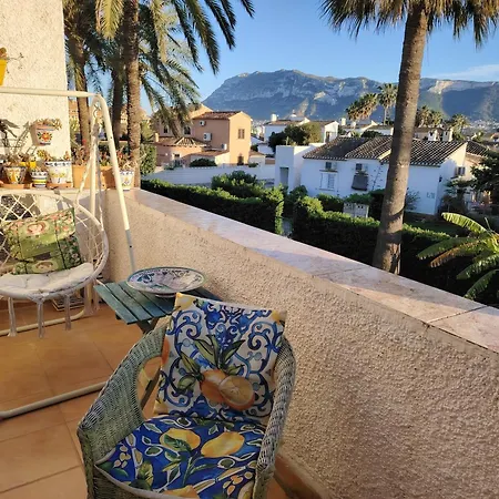 Stylish House With Swimming Pool,near & Town, Wifi دينايا
