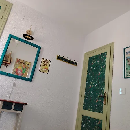 Stylish House With Swimming Pool,near & Town, Wifi