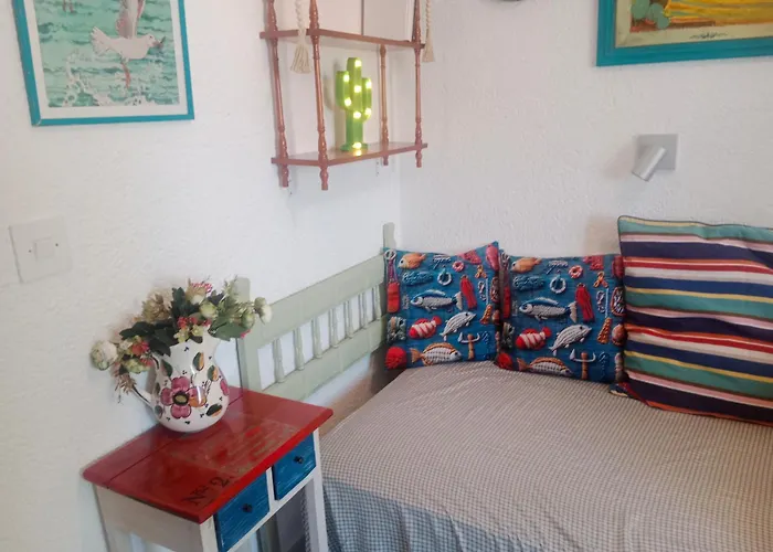 Stylish House With Swimming Pool,near & Town, Wifi *