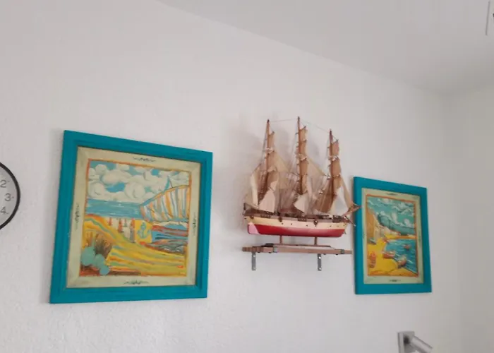 Stylish House With Swimming Pool,near & Town, Wifi *