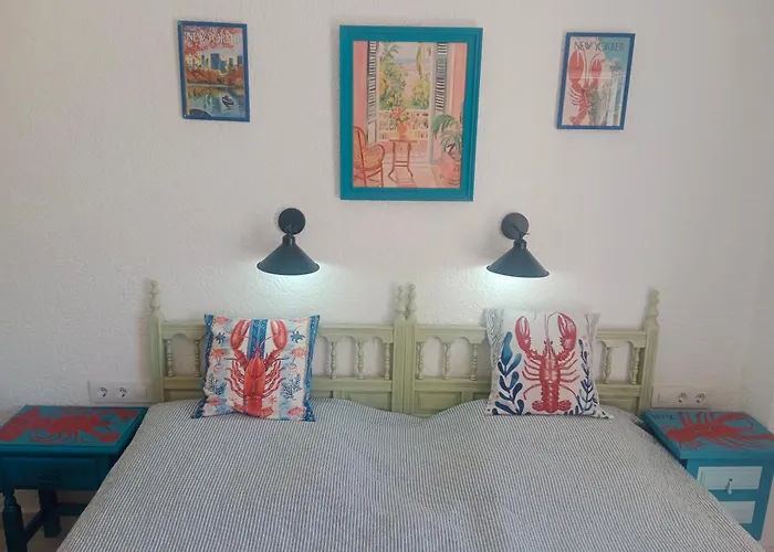 Stylish House With Swimming Pool,near & Town, Wifi *