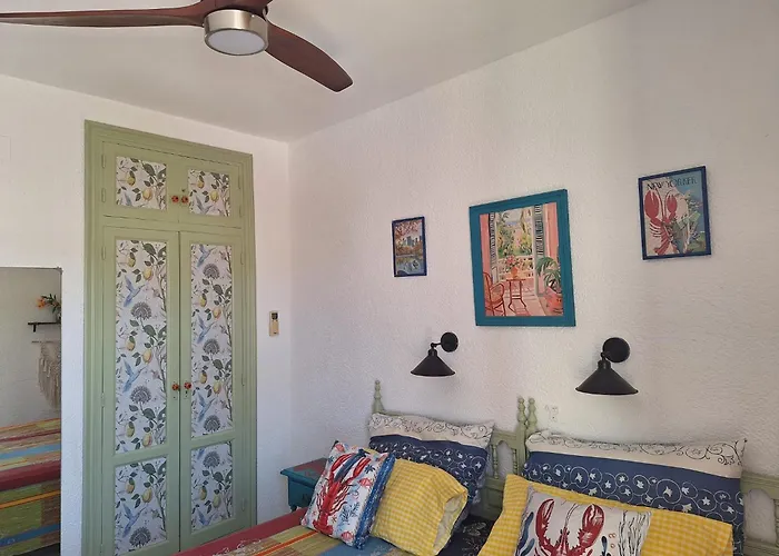 Σπίτι διακοπών Stylish House With Swimming Pool,near & Town, Wifi Denia