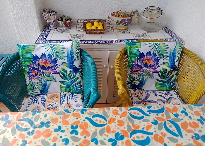 Stylish House With Swimming Pool,near & Town, Wifi Σπίτι διακοπών